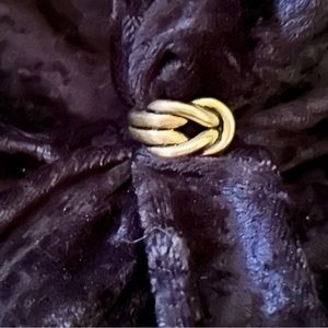 Premier Designs Limited Edition Love Knot Ring Sz. 7